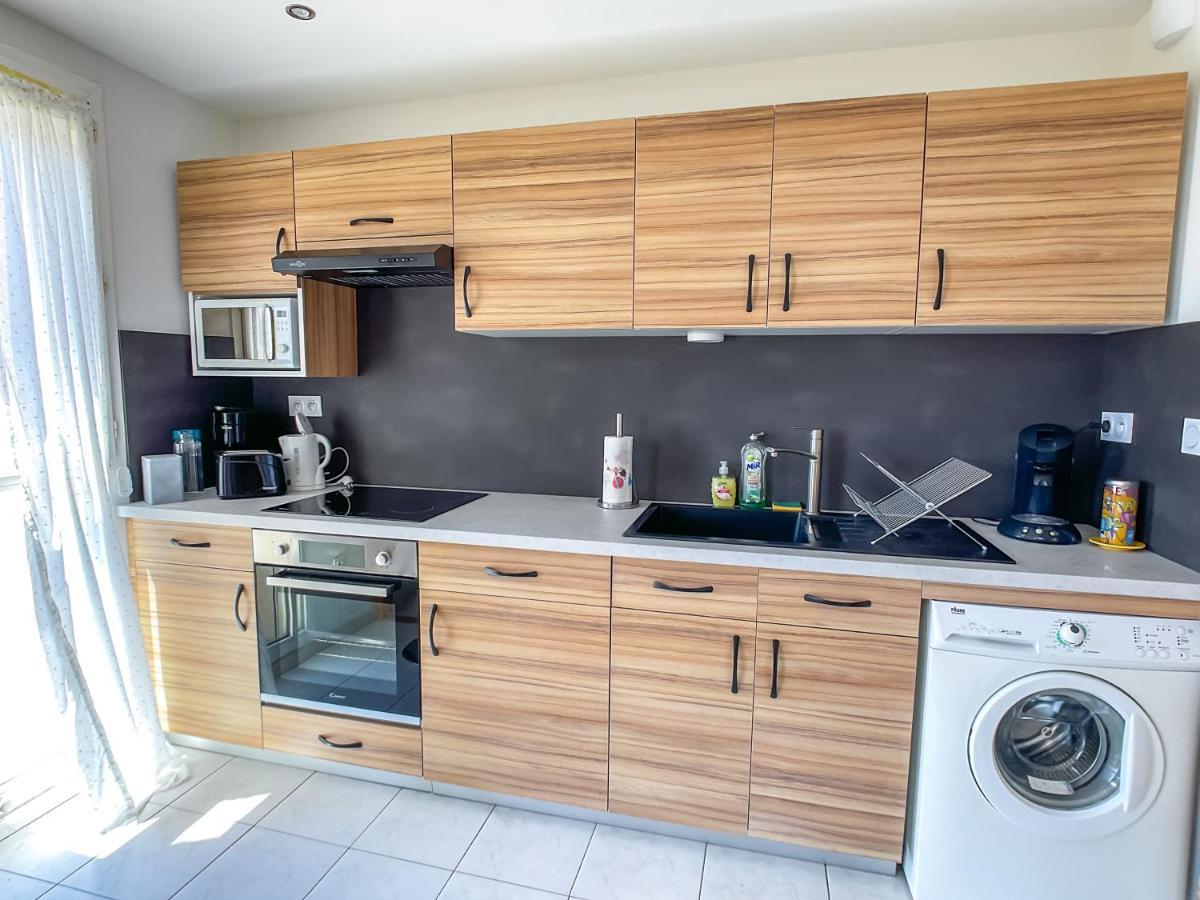 T2 Tout Confort Proche Centre Hyeres & Plages Екстер'єр фото