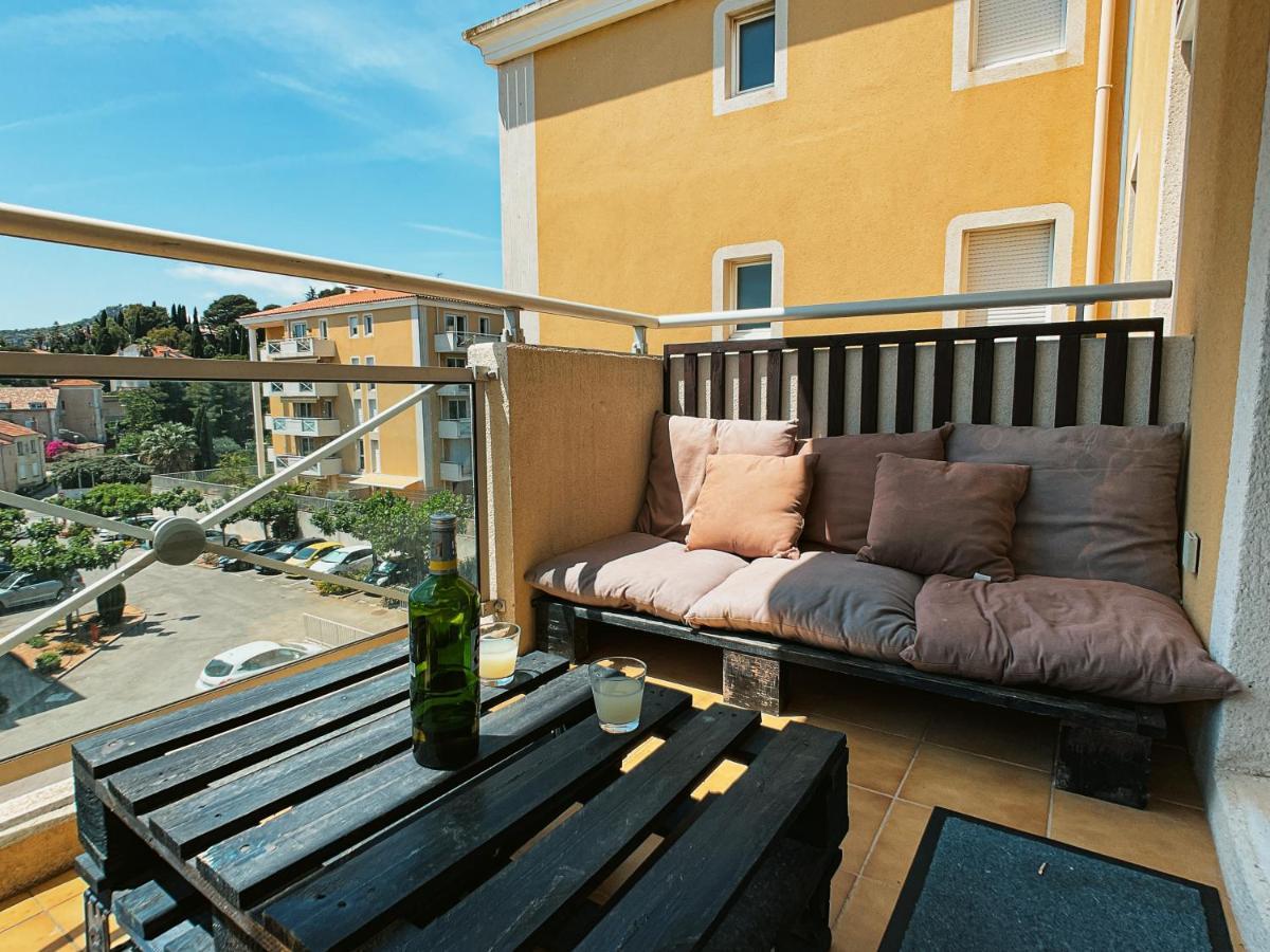 T2 Tout Confort Proche Centre Hyeres & Plages Екстер'єр фото