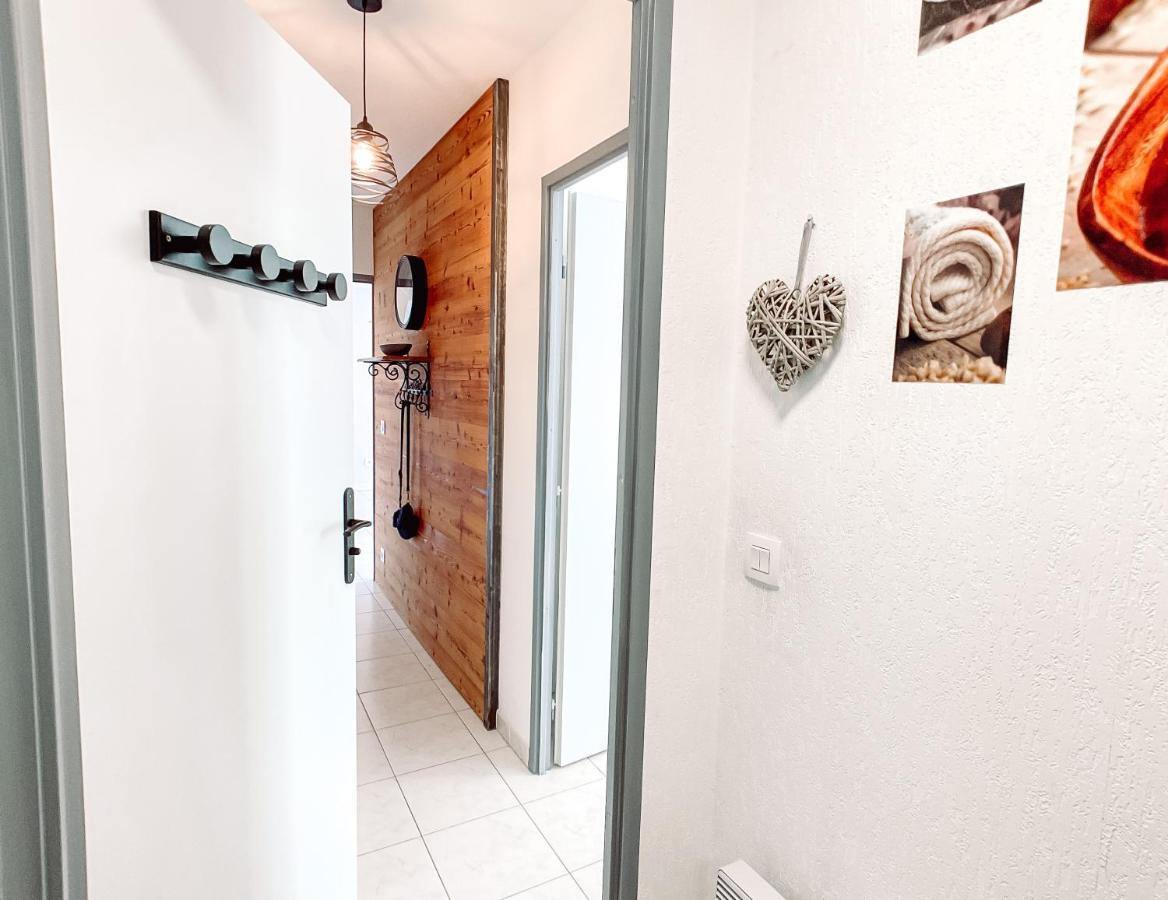 T2 Tout Confort Proche Centre Hyeres & Plages Екстер'єр фото